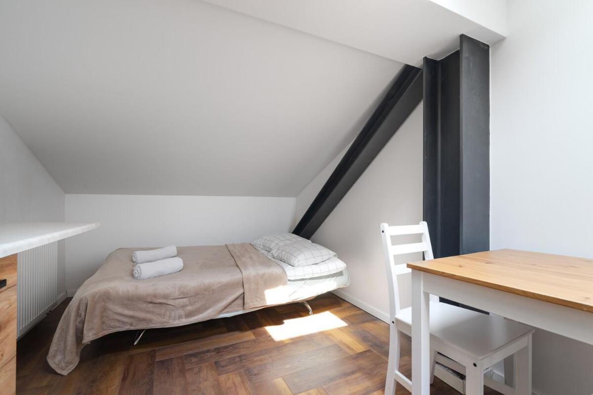 Apartament Golden Waw - Old Town - Marcinkowskiego #4 *